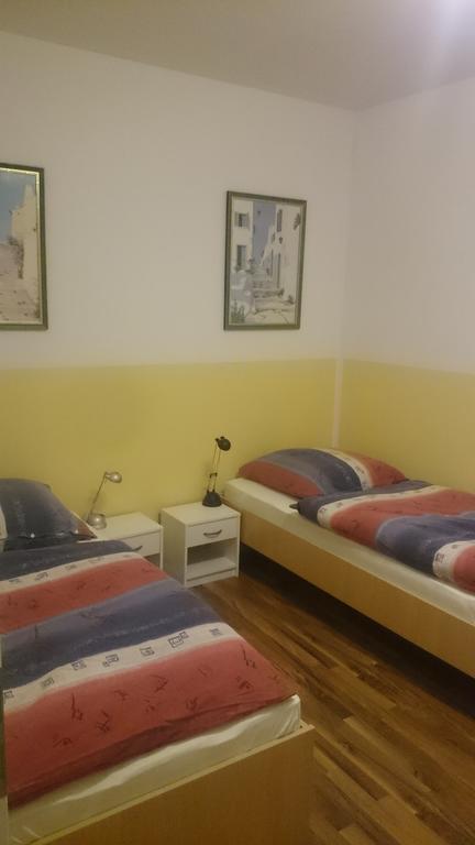 Apartment Dorn Jüchen Exteriör bild